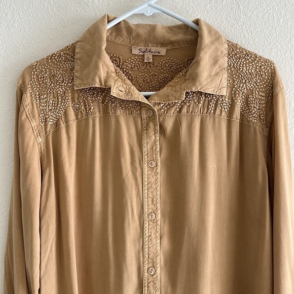 Solitaire Western Boho Embroidered Button Down Top - Picture 2 of 9